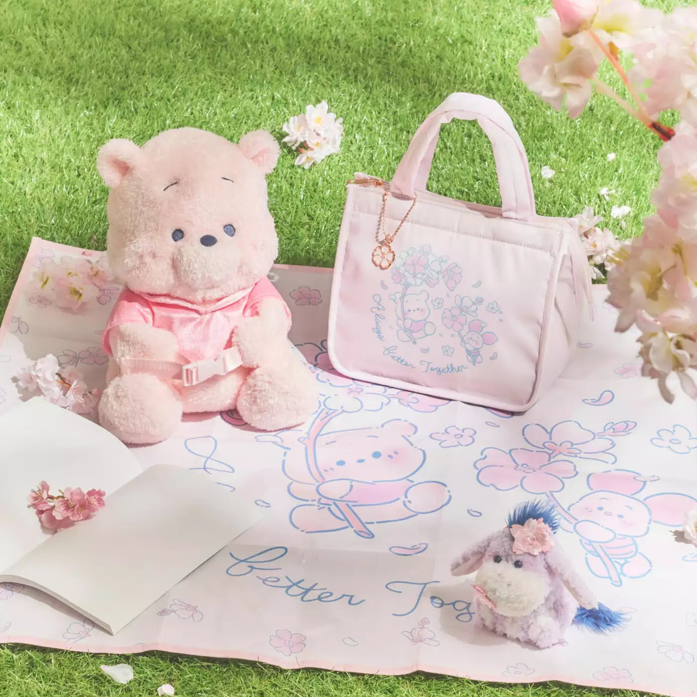SAKURA Series 26 - Picnic Blanket