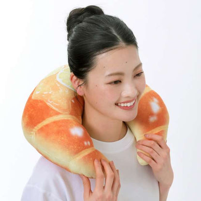 MICKEY'S BAKERY - Keychain - Neck Pillow