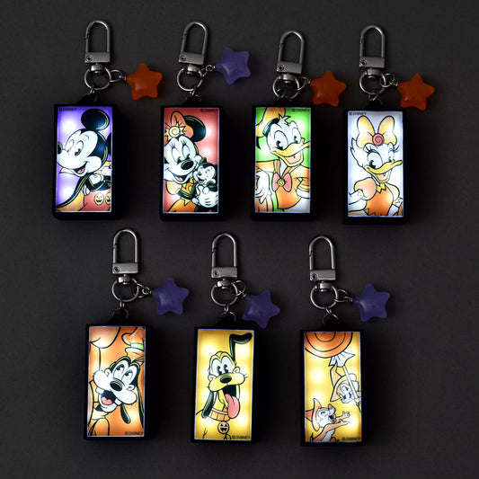 Halloween 26 - Secret Keychain - Light Up