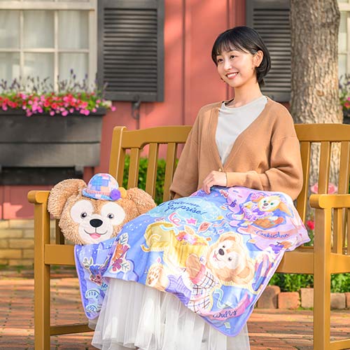 Duffy & Friends Autumn Surprise! - Blanket
