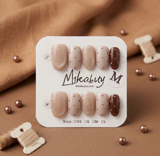 Short Oval - Caramel Mocha Dot (S)