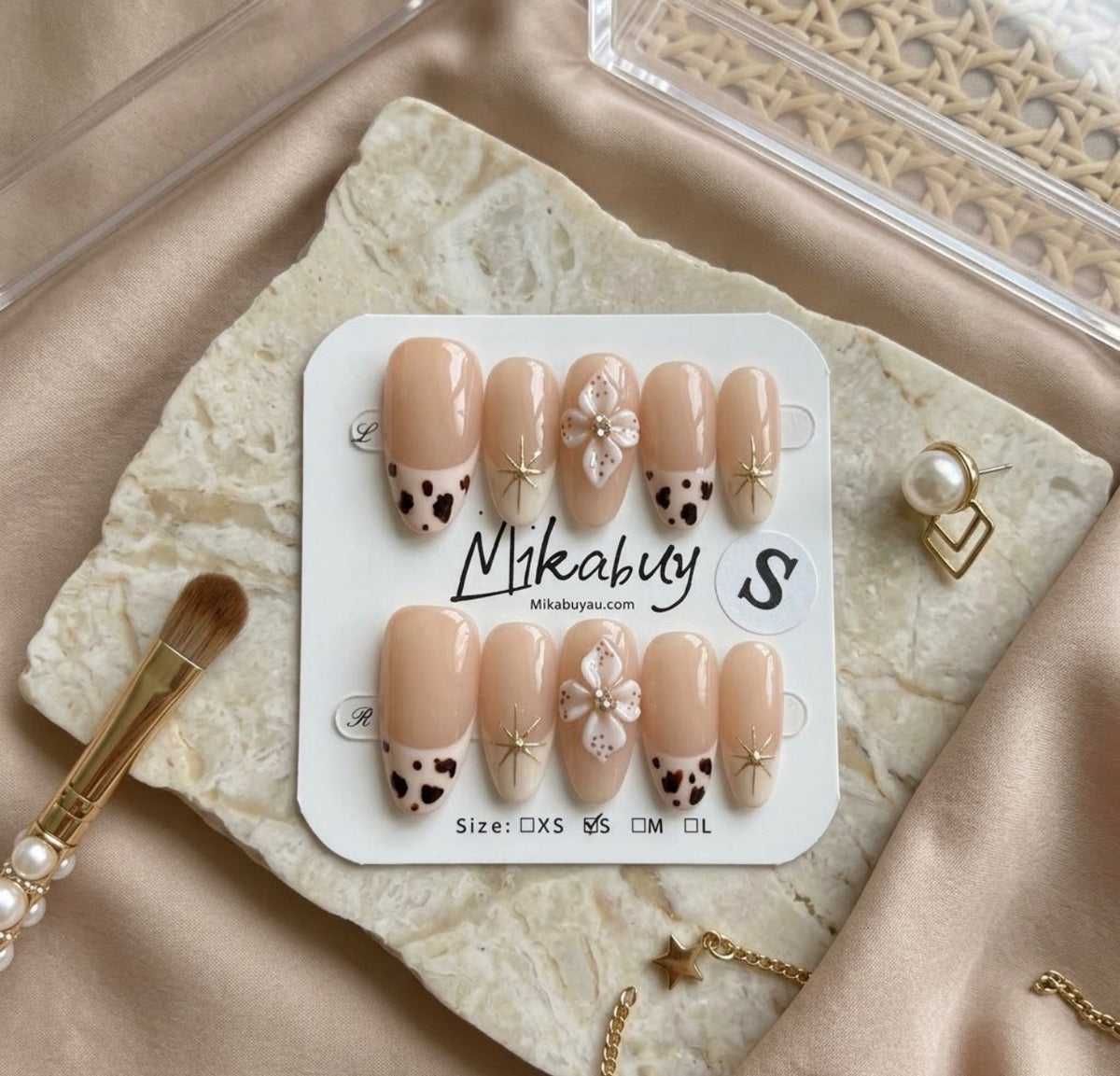 Medium Oval - Safari Blossom (S)