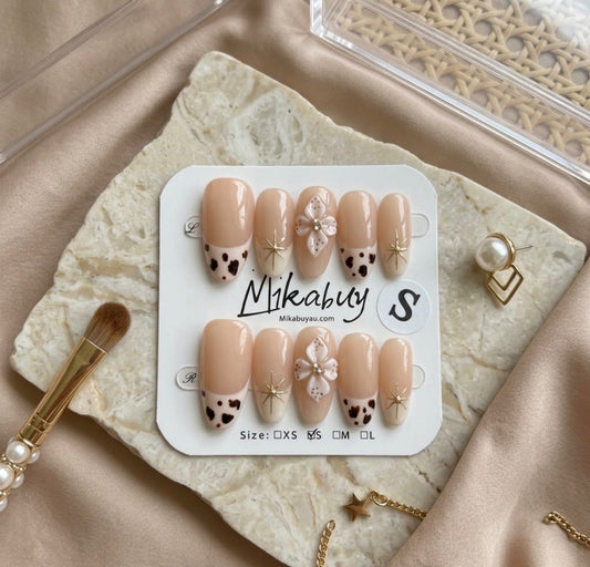Medium Oval - Safari Blossom (S)
